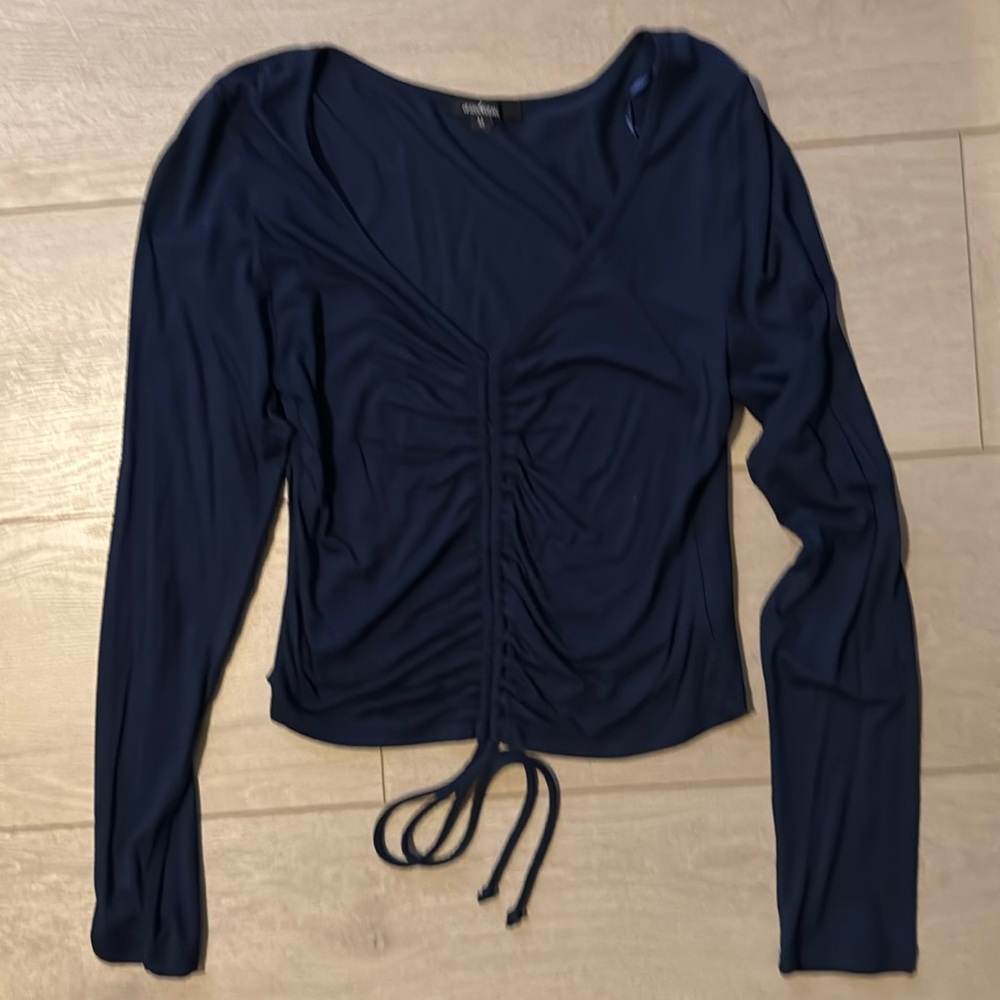 NWOT Navy Ruched Crop Long Sleeve M